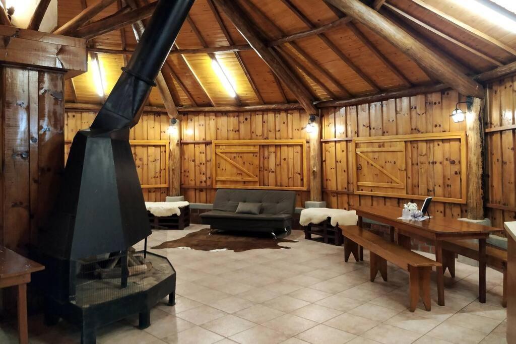 Galpao Rustico No Vale Dos Vinhedos Bento Gonçalves Exterior foto